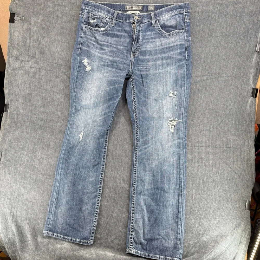 BKE Tyler Jeans Mens 40L Blue Cotton Blend Regular Bootleg Distressed Med Wash